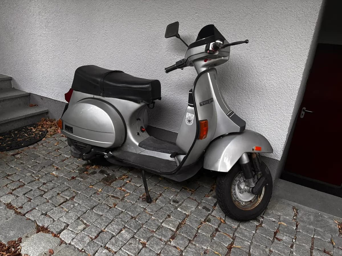 Vespa PX