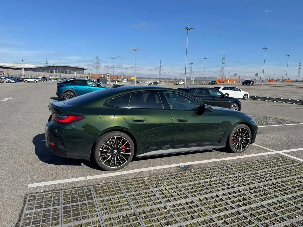 BMW i4 2022 – € 47.490, 60 000 km – Bild 1 von 14