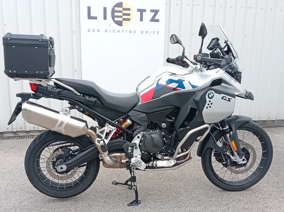 BMW F 900