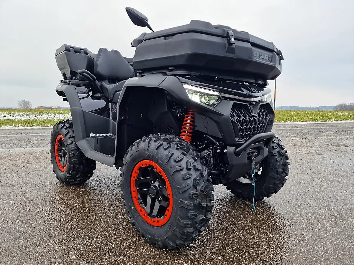 CFMOTO CForce – € 13.290, 0 km – Bild 1 von 4
