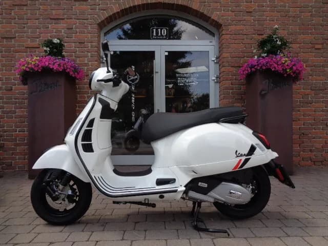 Vespa GTS – € 7.099, 0 km – Bild 1 von 5