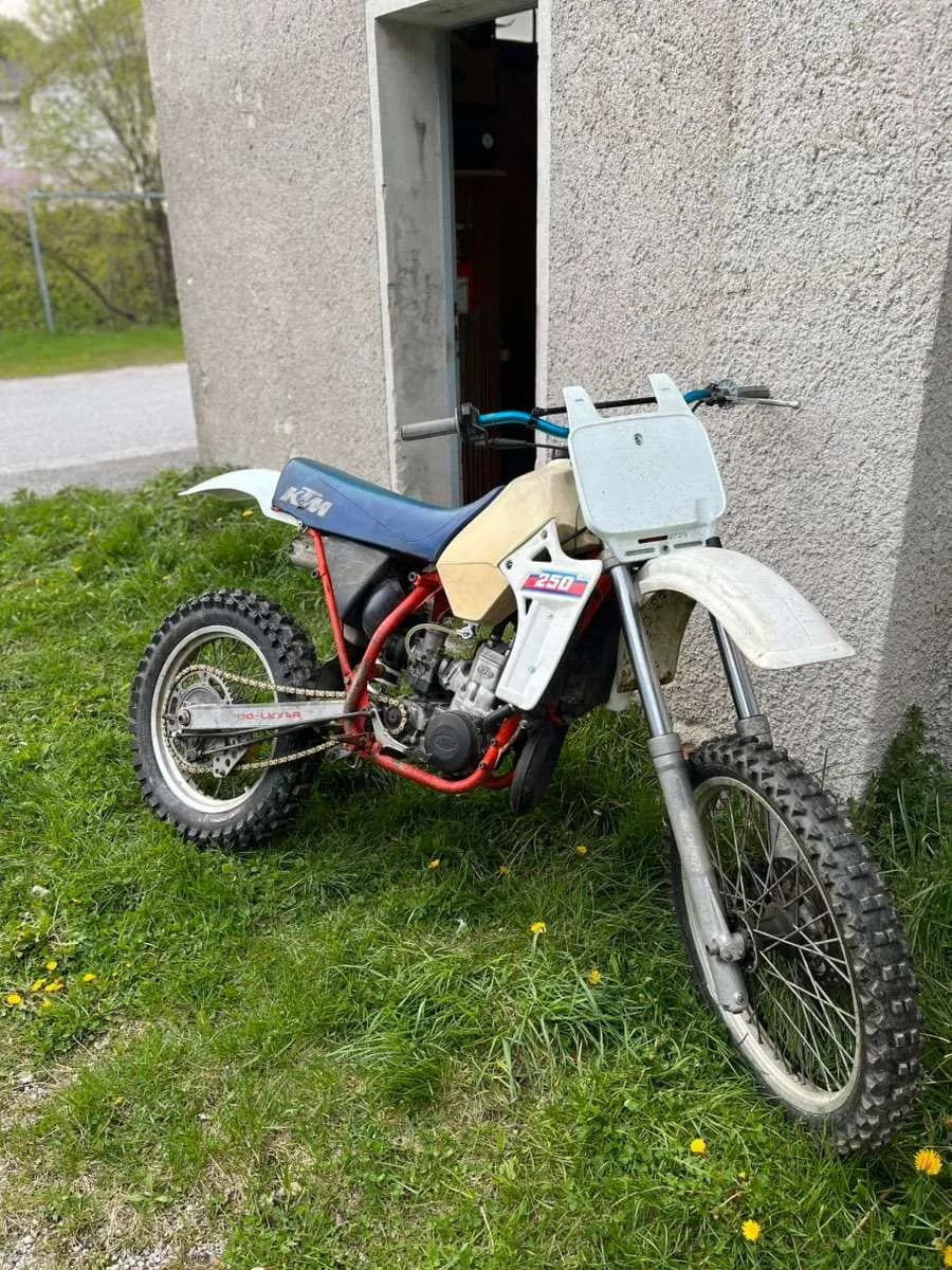 KTM 250
