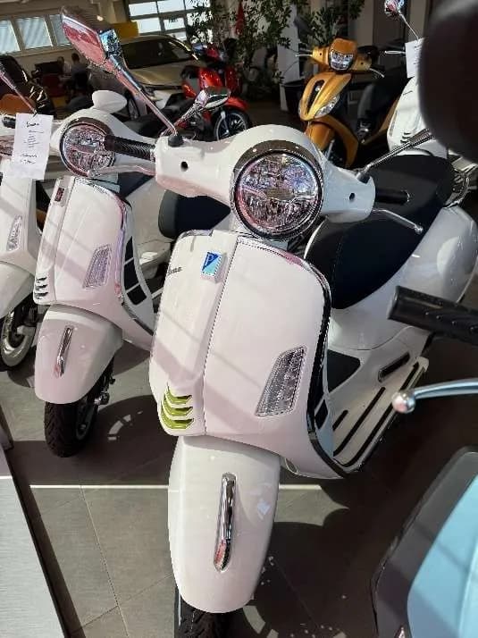 Vespa GTS