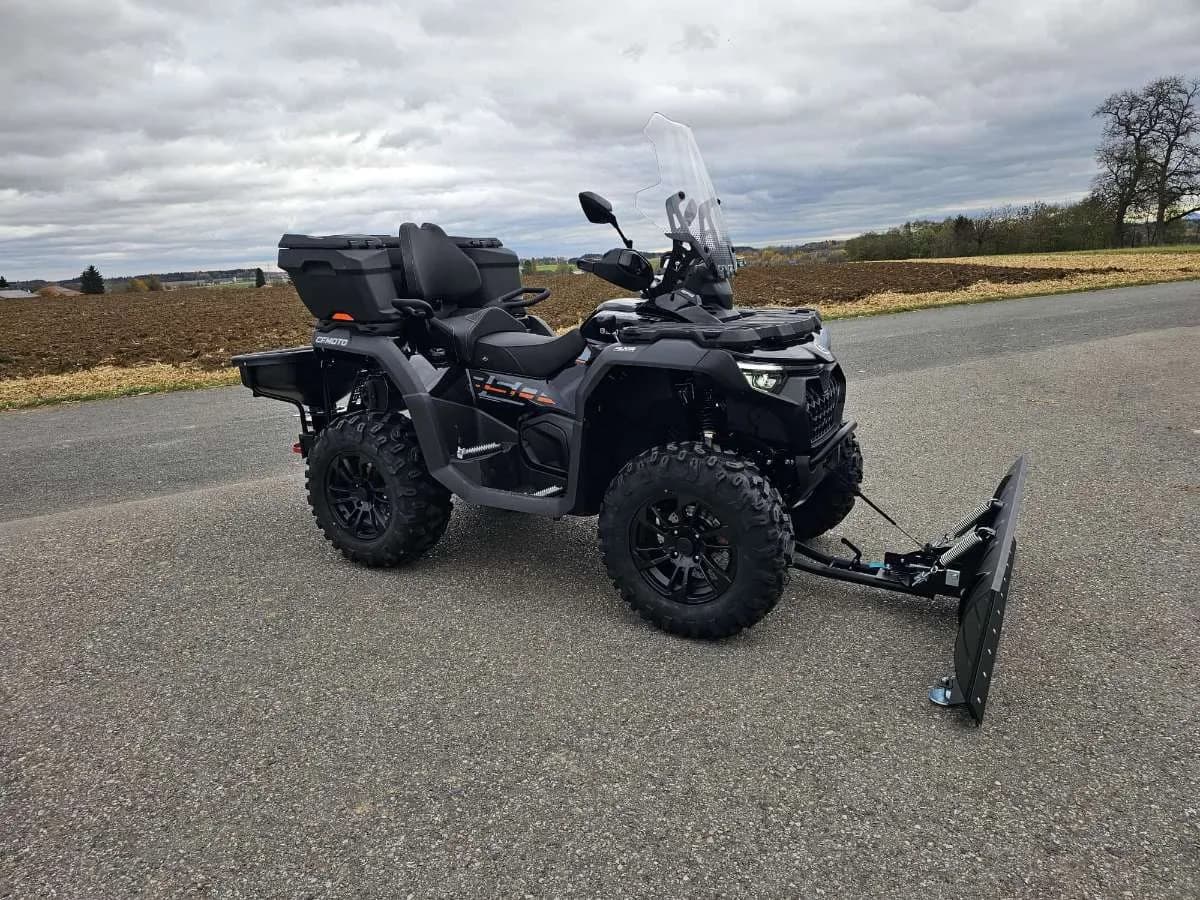 CFMOTO CForce – € 12.590, 0 km – Bild 1 von 6