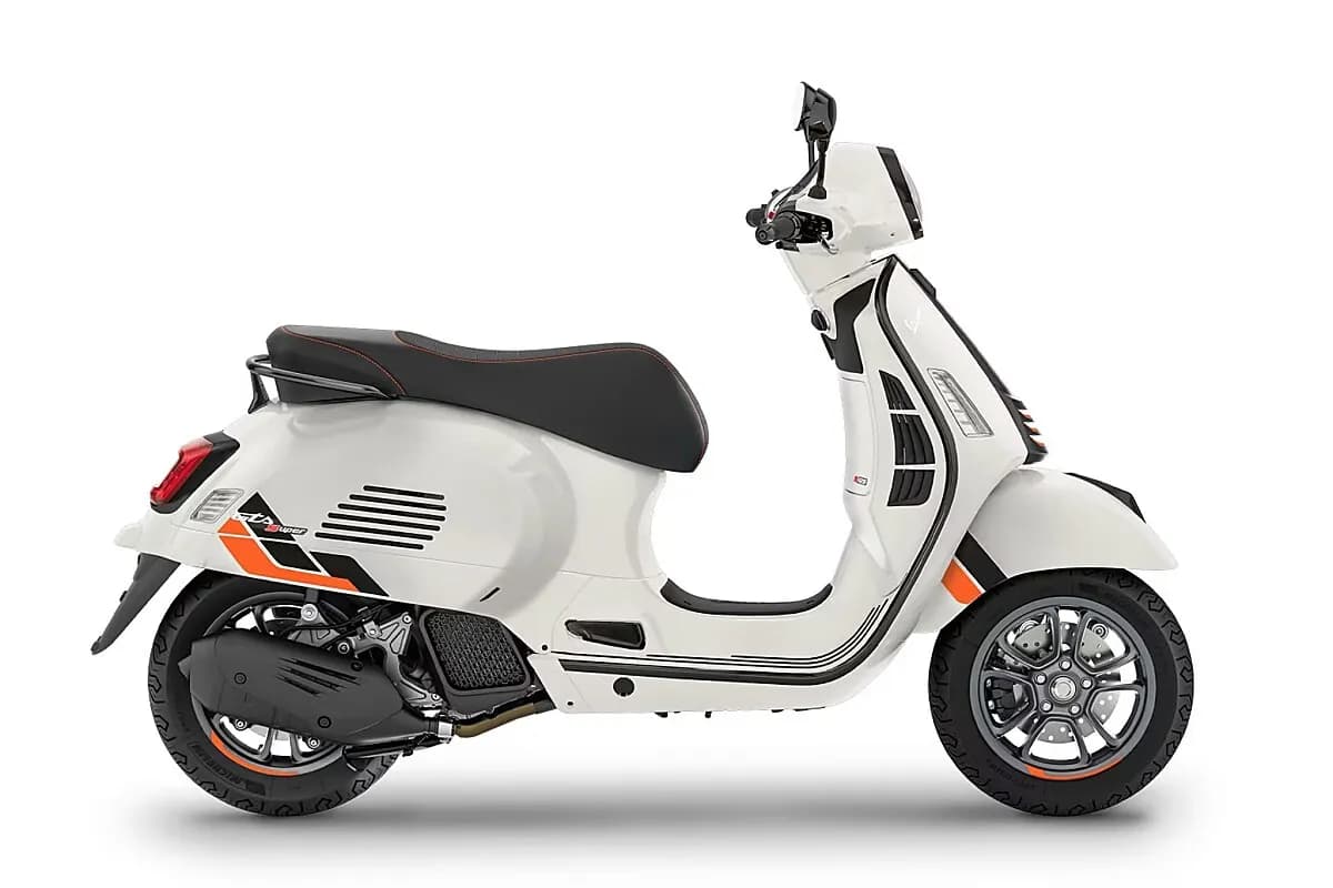 Vespa GTS – € 6.449, 0 km – Bild 1 von 1