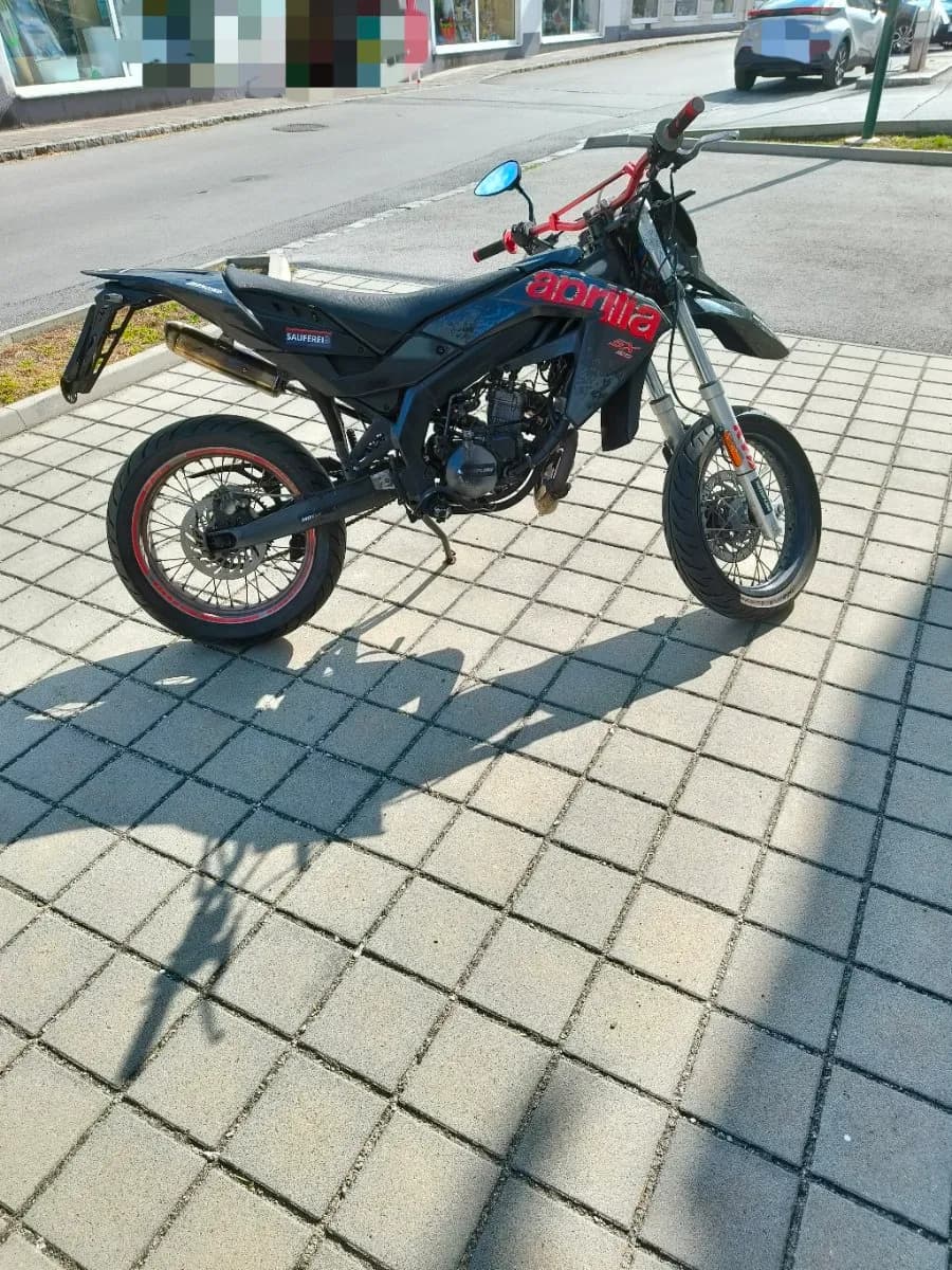 Aprilia SX