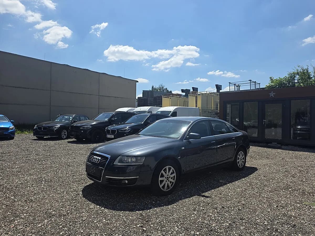 Audi A6 2005 – € 2.890, 302 000 km – Bild 1 von 15