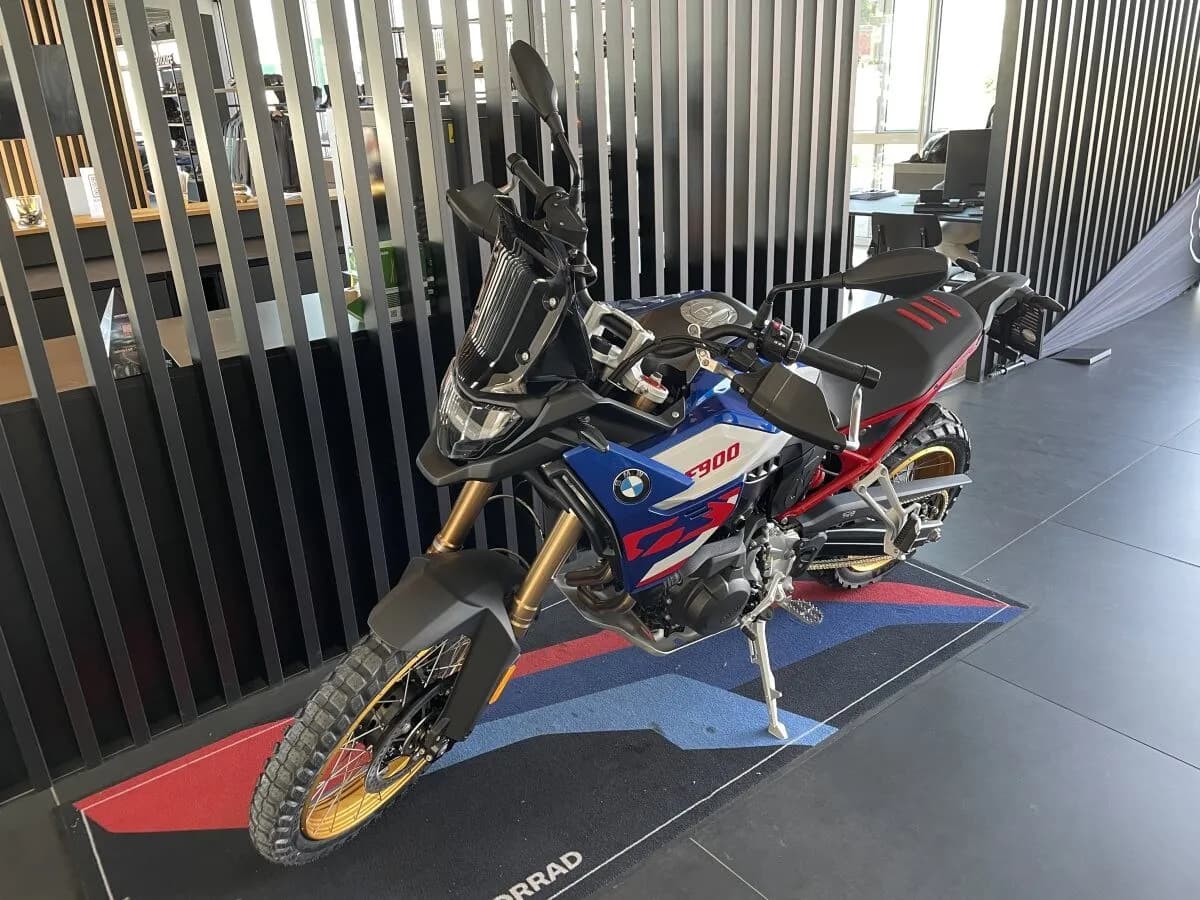 BMW F 900 – € 18.290, 0 km – Bild 1 von 5
