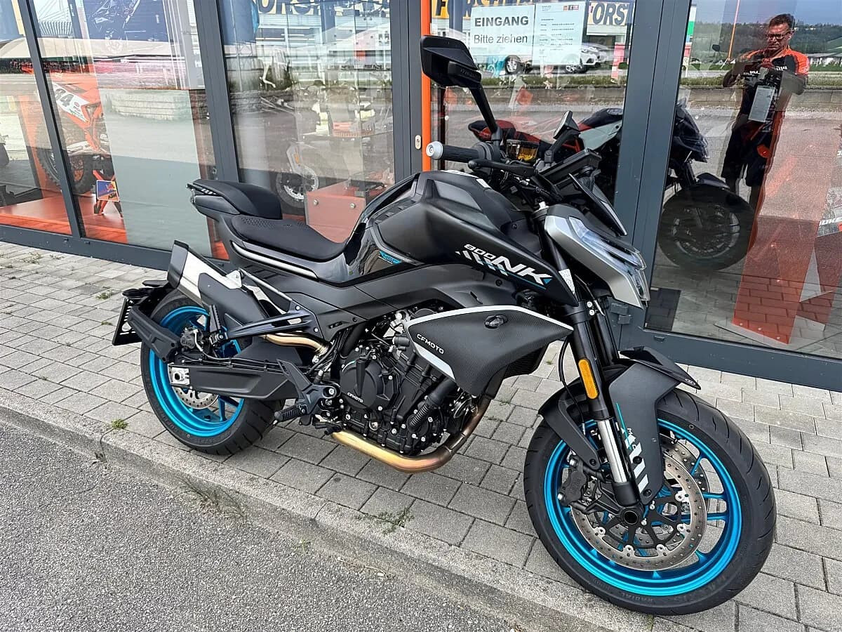 CFMOTO 800NK