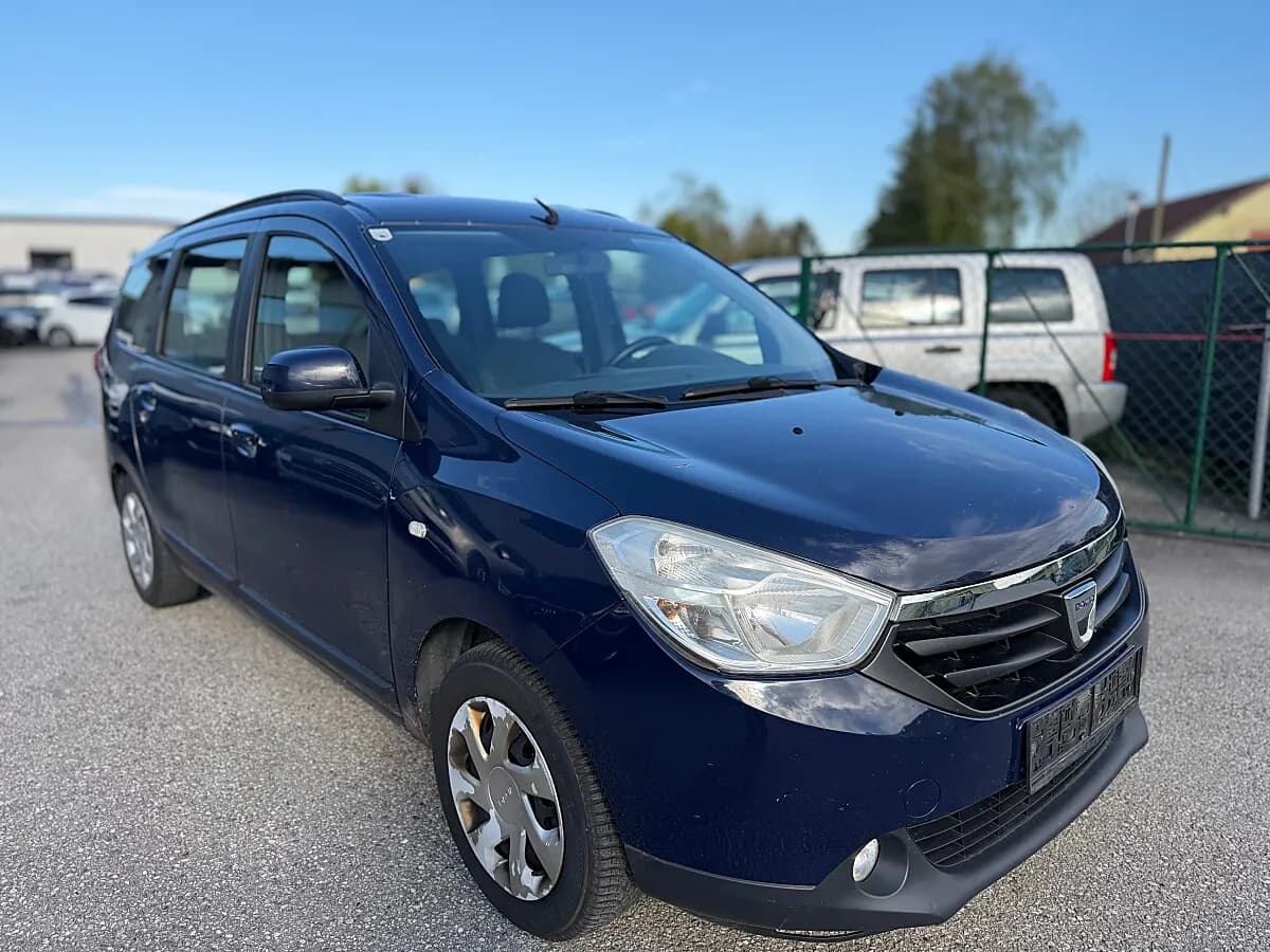 Dacia Lodgy 2013 – € 2.396, 230 000 km – Bild 1 von 8