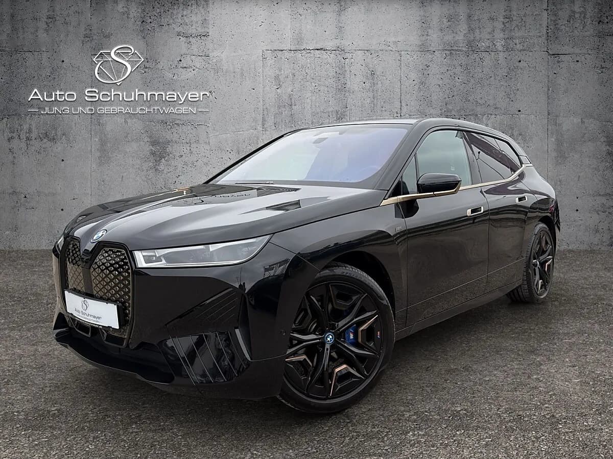 BMW iX