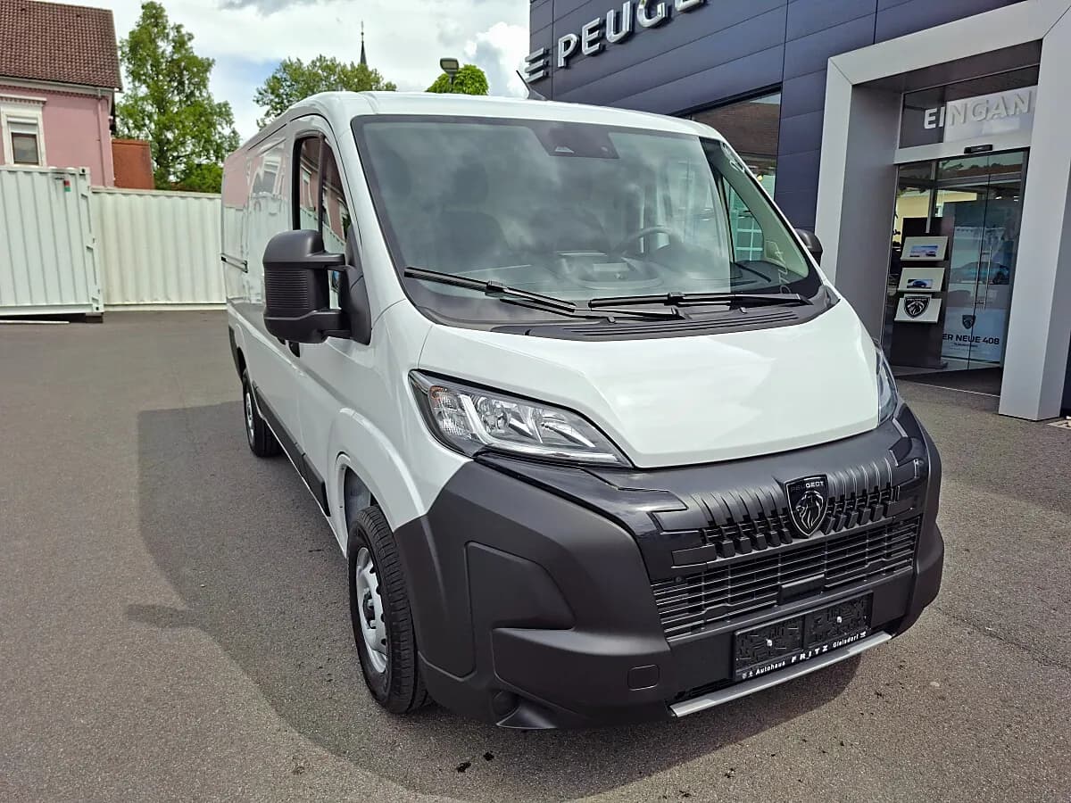 Peugeot Boxer – € 30.933, 0 km – Bild 1 von 32