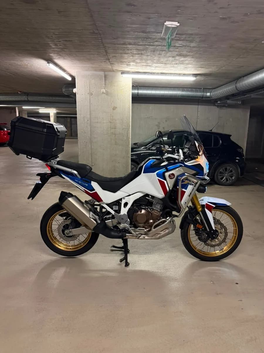 Honda CRF 2021 – € 14.000, 45 000 km – Bild 1 von 13