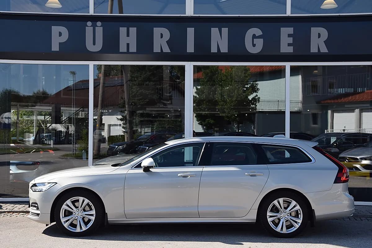 Volvo V90