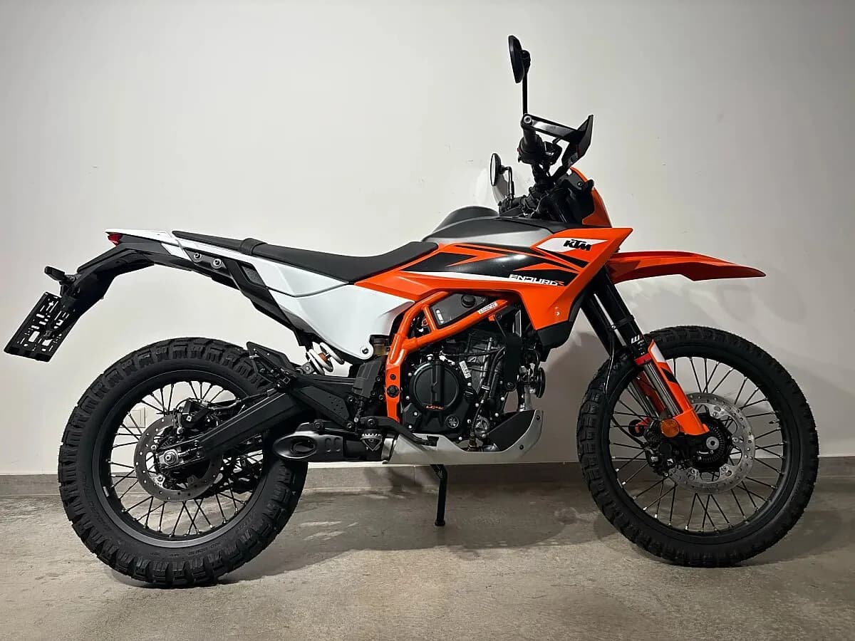 KTM 125 – € 4.699, 0 km – Bild 1 von 4
