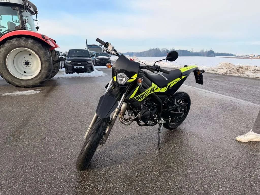 Rieju MRT – € 3.799, 0 km – Bild 1 von 3