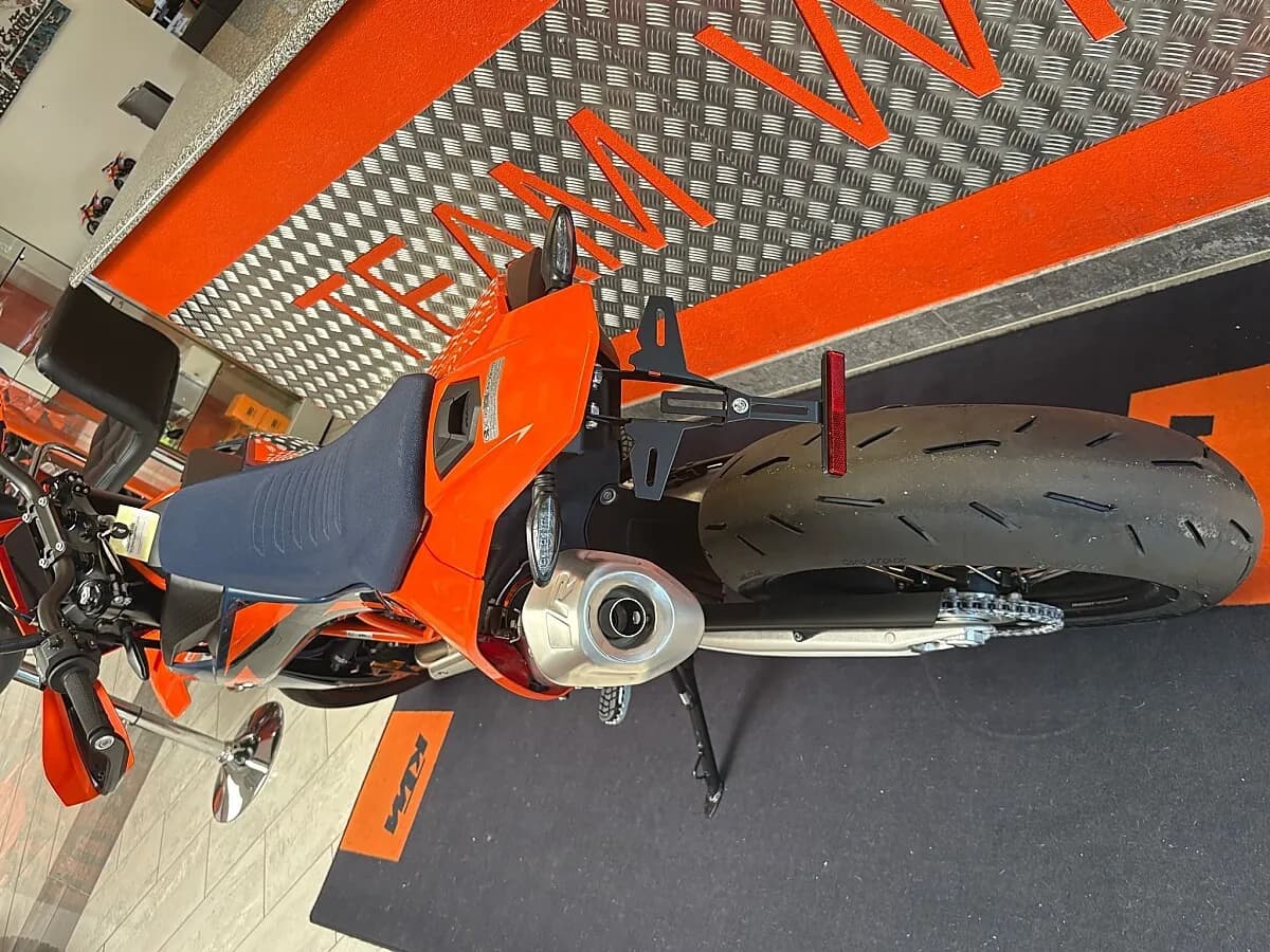 KTM 690 – € 12.499, 0 km – Bild 1 von 3