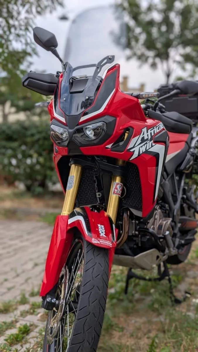 Honda CRF 2016 – € 9.790, 22 400 km – Bild 1 von 7