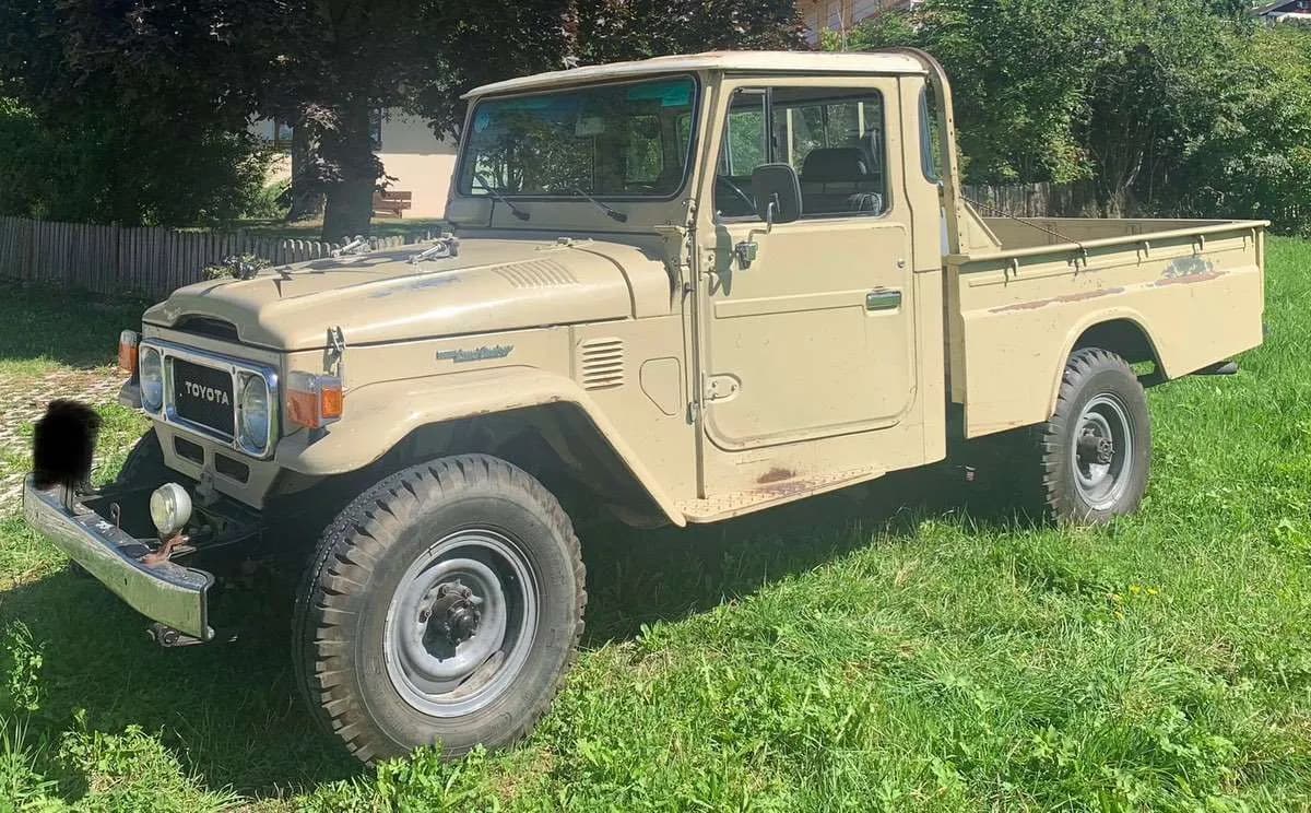 Toyota Land Cruiser