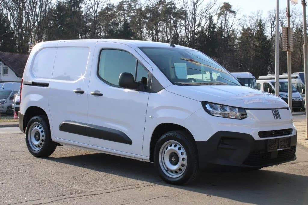 Fiat Doblò 2025 – € 19.900, 50 km – Bild 1 von 24