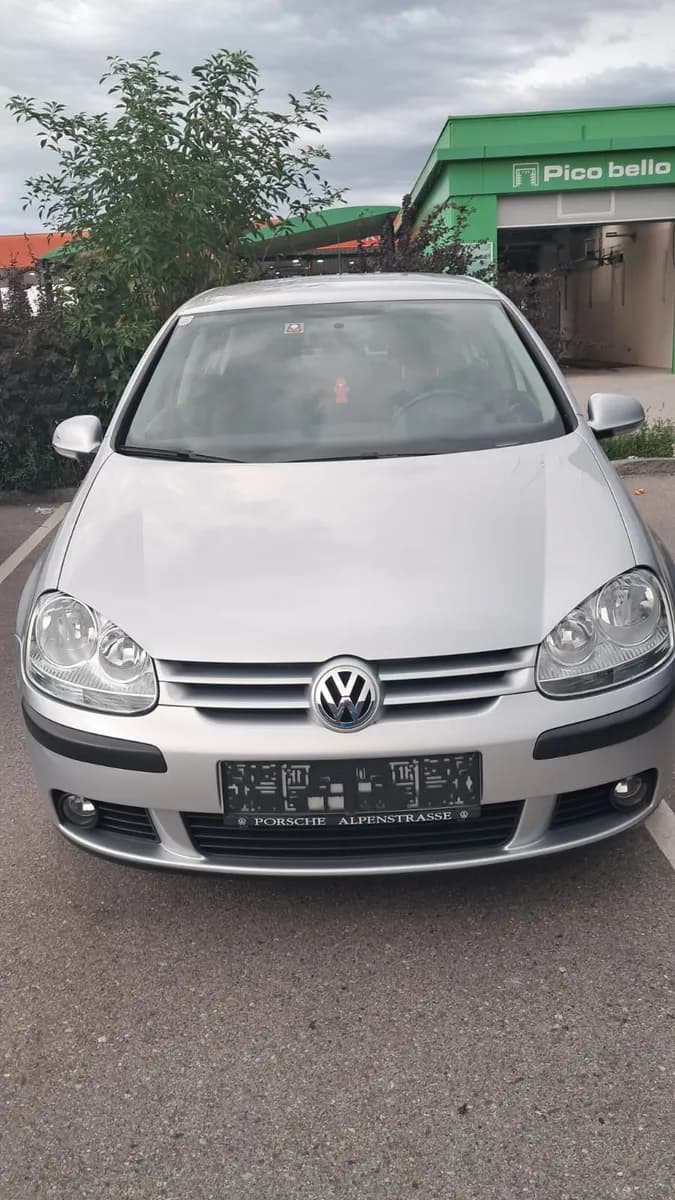 VW Golf