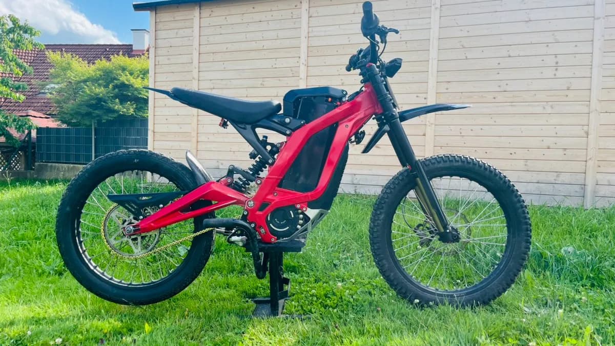 Sur-Ron Sonstige 2024 – € 3.999, 1 700 km – Bild 1 von 10