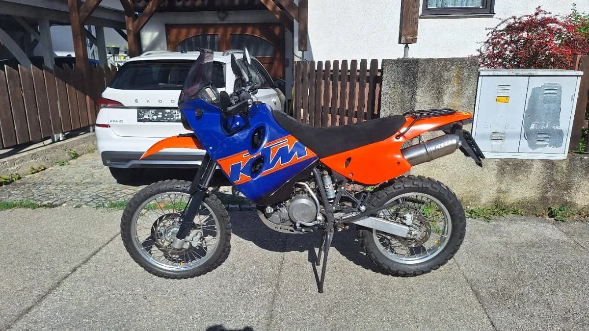 KTM 640