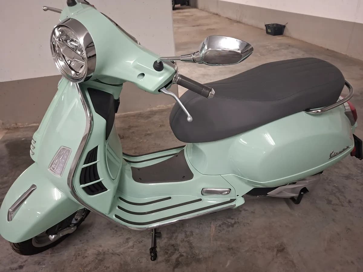 Vespa GTS