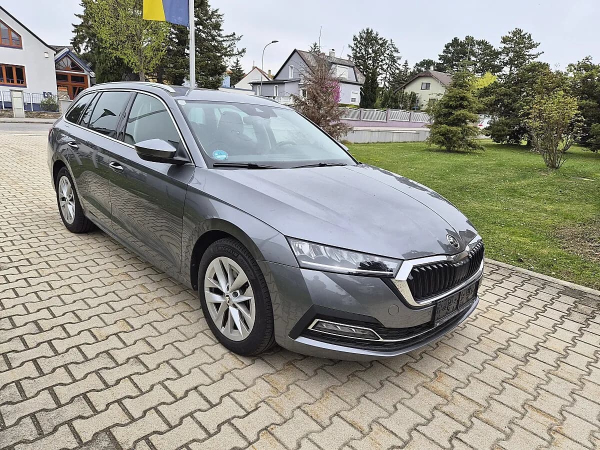 Skoda Octavia 2023 – € 24.000, 35 000 km – Bild 1 von 15