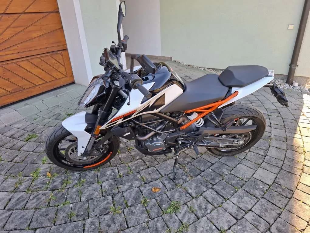KTM 125