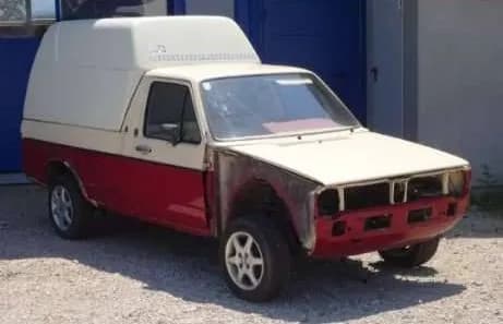 VW Caddy 1990 – € 3.850, 268 270 km – Bild 1 von 4