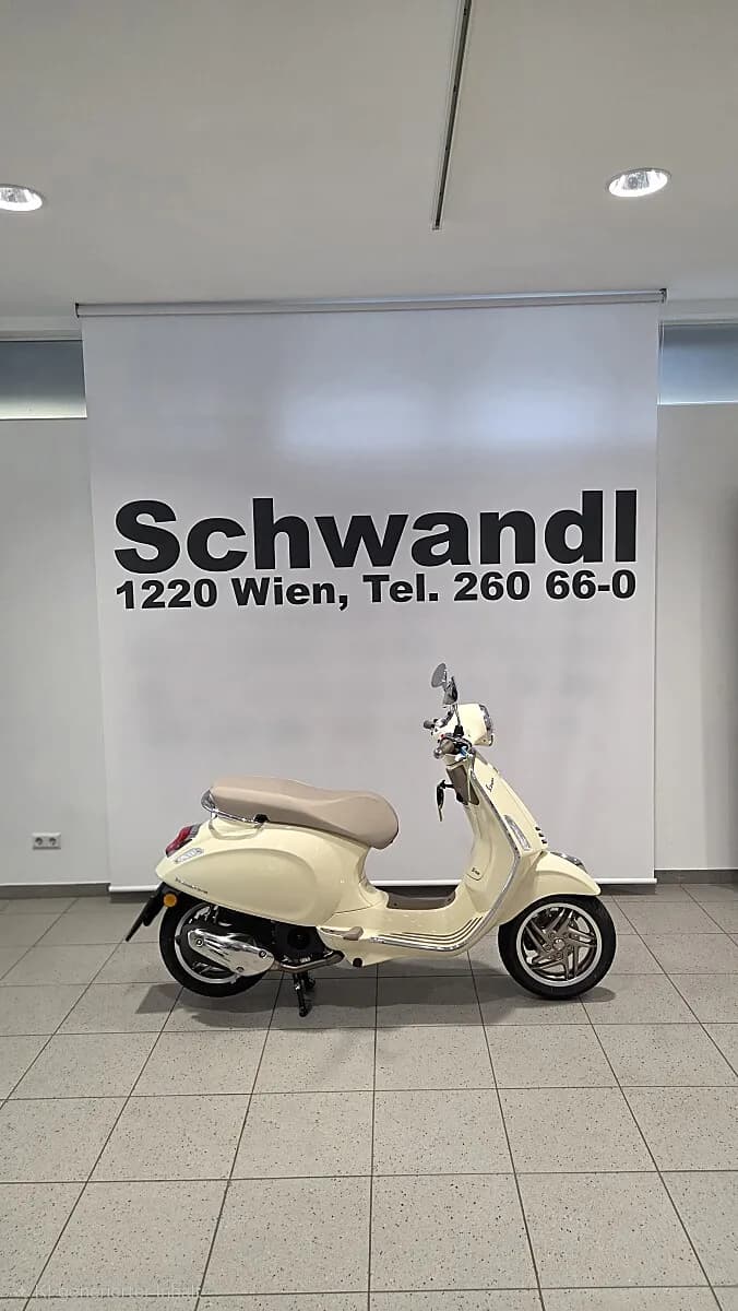 Vespa Primavera – € 6.099, 0 km – Bild 1 von 5