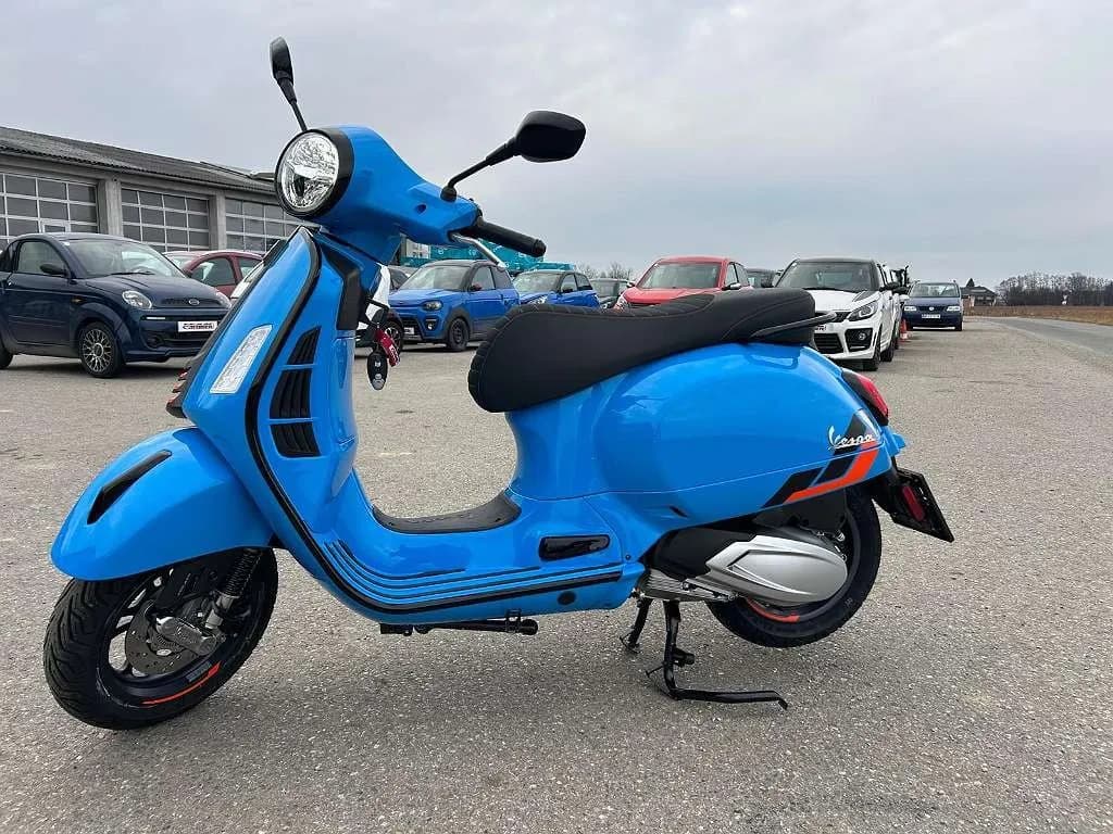 Vespa GTS – € 8.299, 0 km – Bild 1 von 5