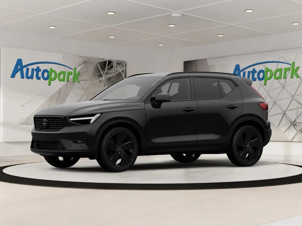 Volvo XC40 – € 44.990, 10 km – Bild 1 von 23
