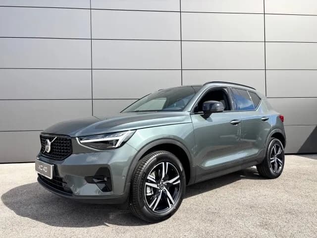Volvo XC40 – € 47.700, 10 km – Bild 1 von 15