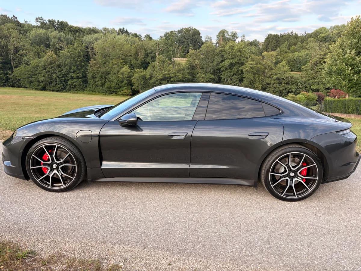 Porsche Taycan