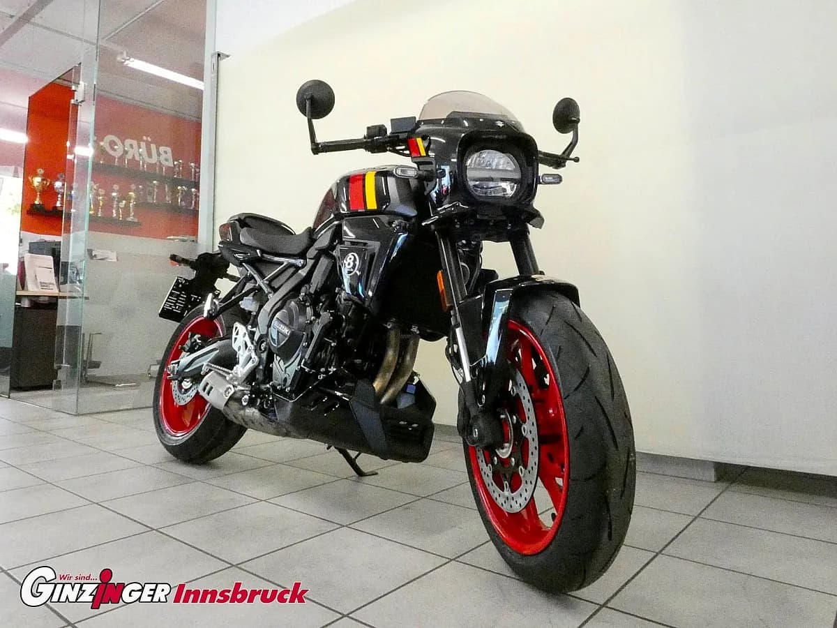 Suzuki GSX – € 9.999, 0 km – Bild 1 von 9