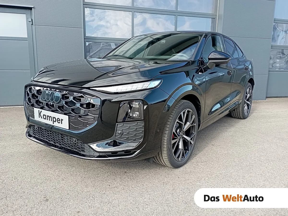 Audi Q3 2026 – € 61.900, 3 000 km – Bild 1 von 33