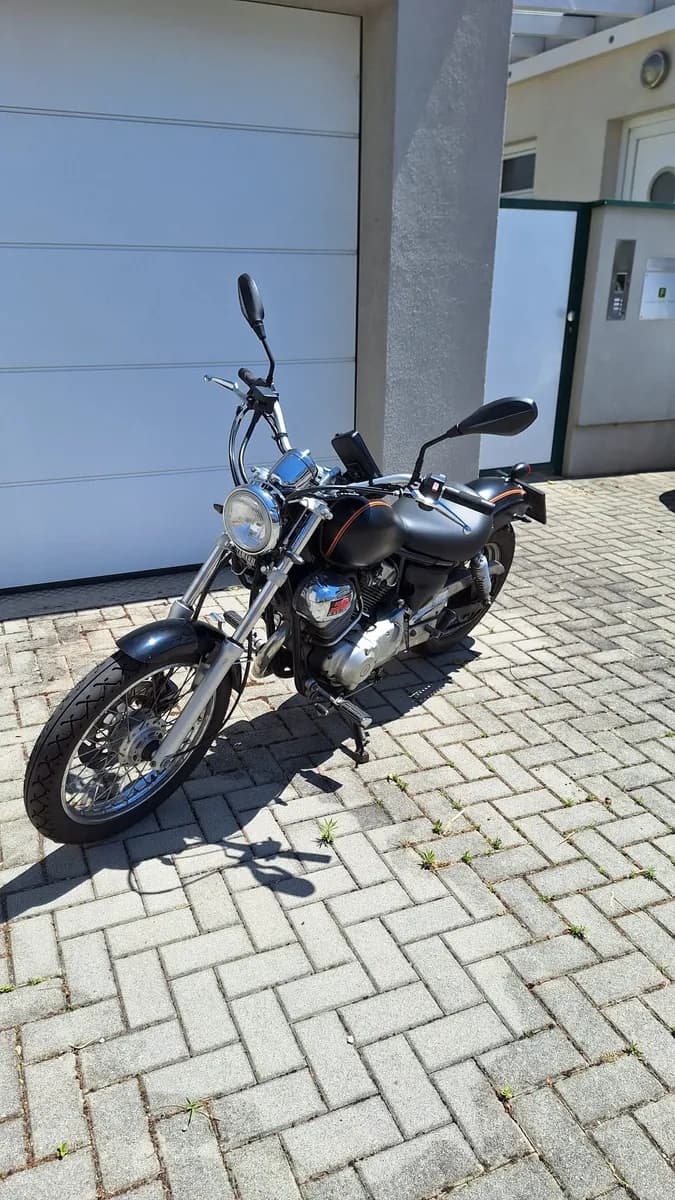 Yamaha XV 1992 – € 900, 33 900 km – Bild 1 von 8