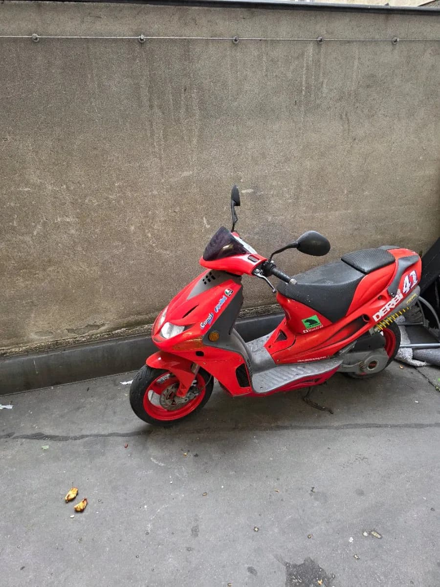 Derbi Predator 2004 – € 400, 9 000 km – Bild 1 von 5