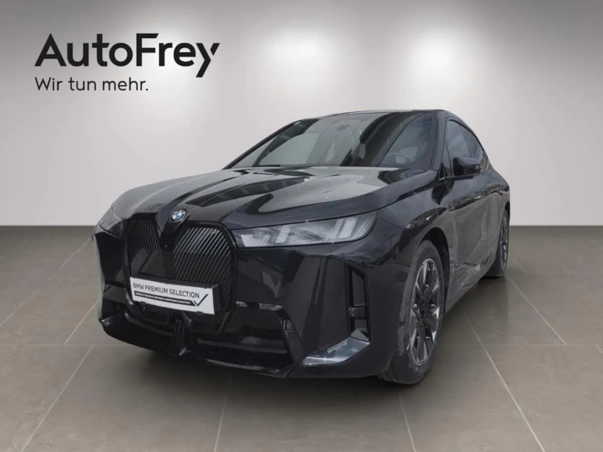 BMW iX