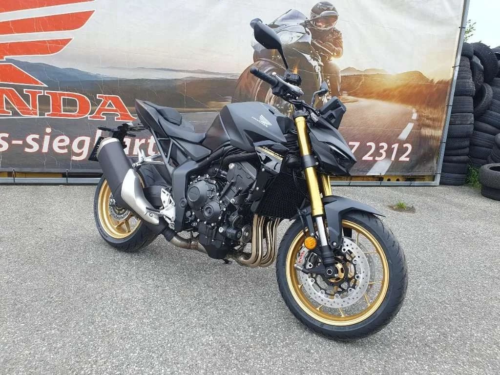 Honda CB – € 14.090, 0 km – Bild 1 von 7