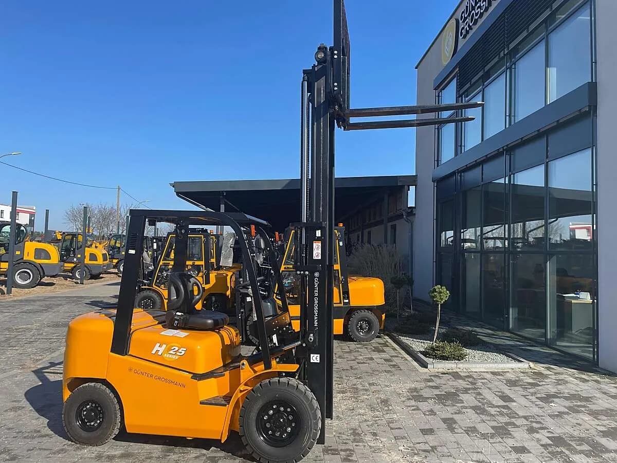 Sonstige Sonstige – € 18.960, 0 km – Bild 1 von 5