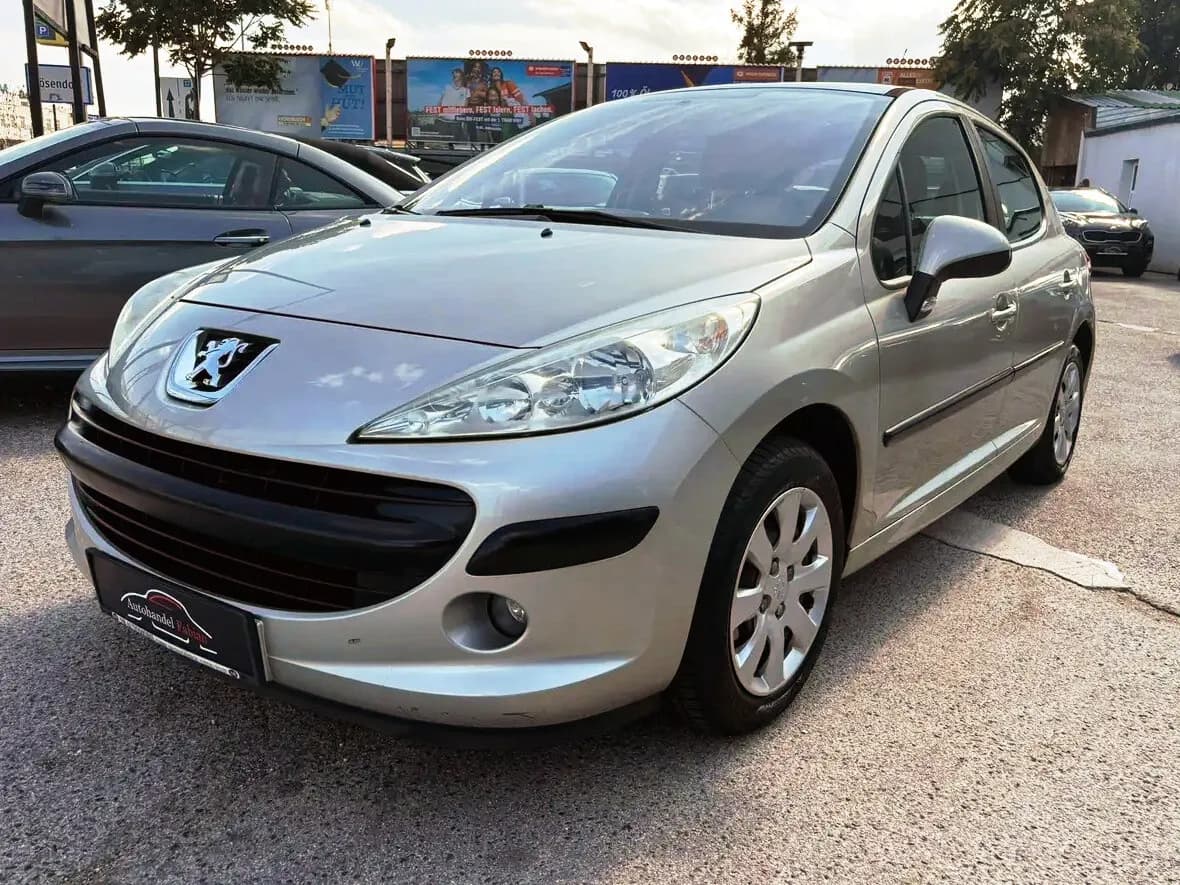 Peugeot 207 2007 – € 1.999, 122 000 km – Bild 1 von 22