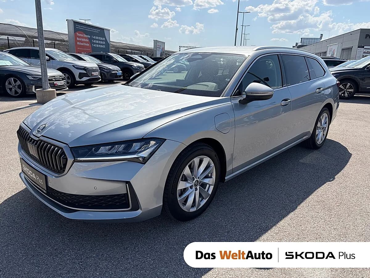 Skoda Superb 2025 – € 37.950, 29 806 km – Bild 1 von 14