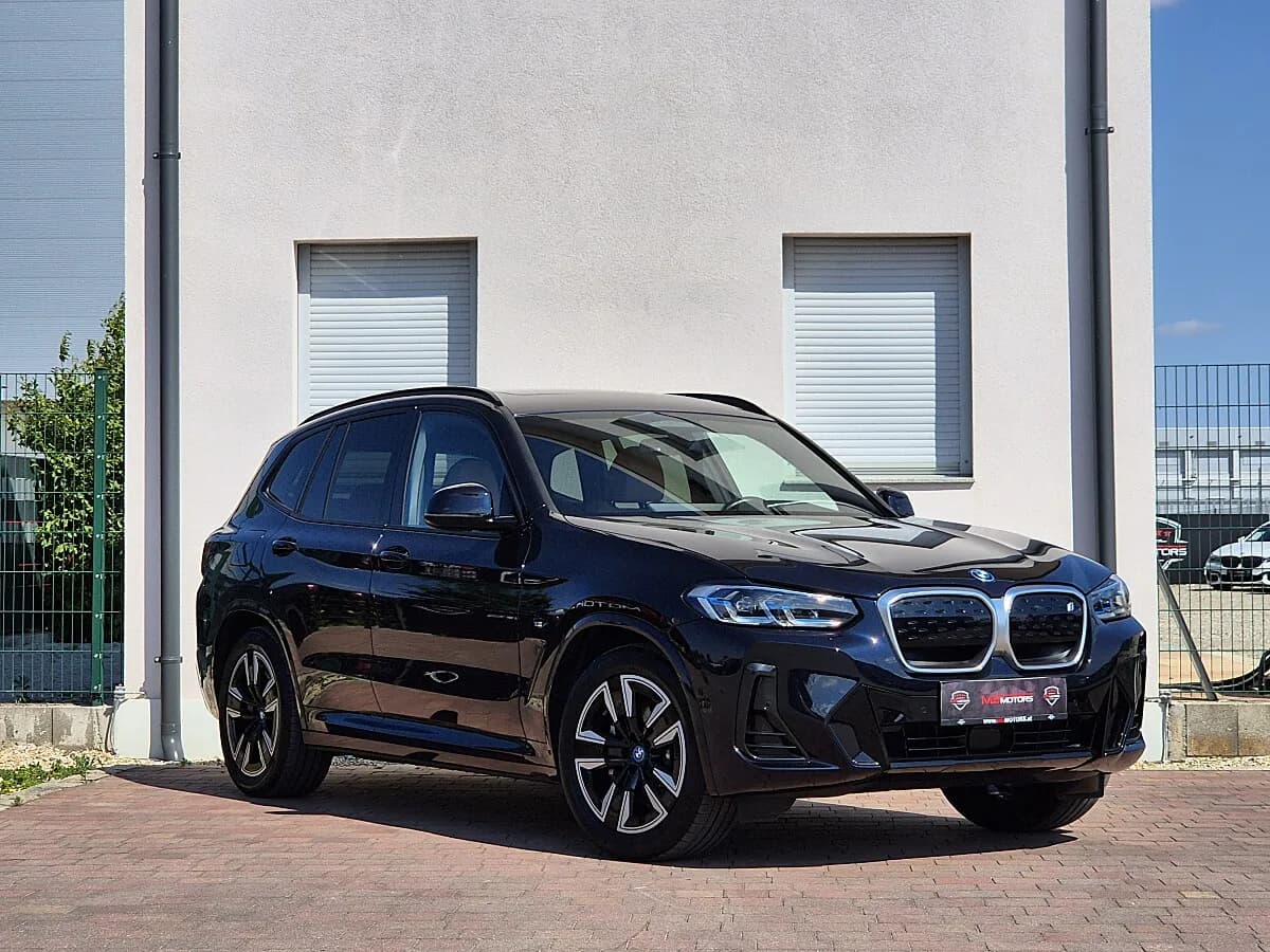 BMW iX3 2022 – € 37.990, 57 000 km – Bild 1 von 41