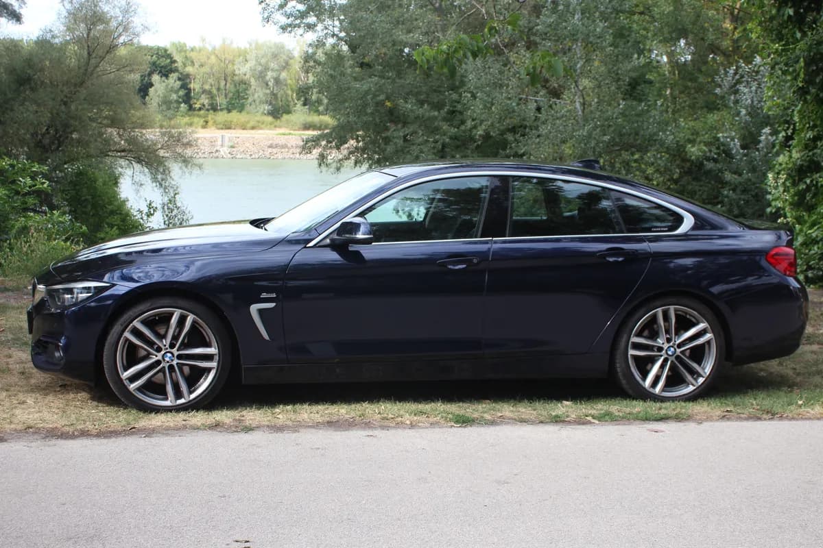 BMW 4er-Reihe 2018 – € 25.000, 175 000 km – Bild 1 von 9