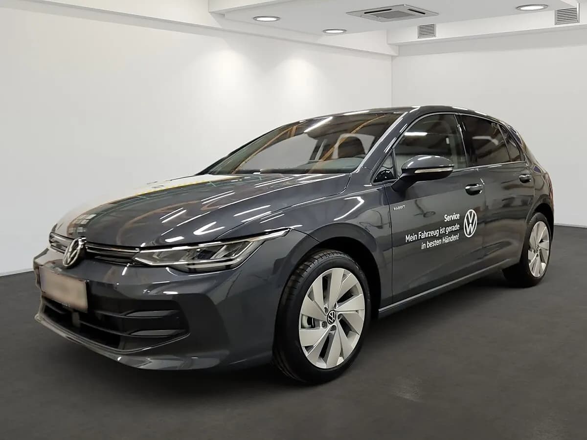 VW Golf 2026 – € 25.350, 2 500 km – Bild 1 von 32