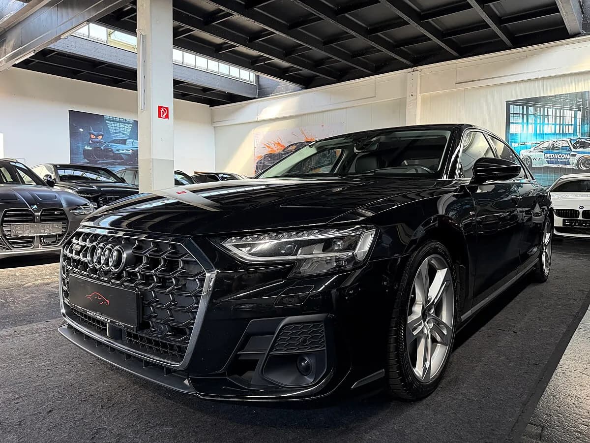 Audi A8