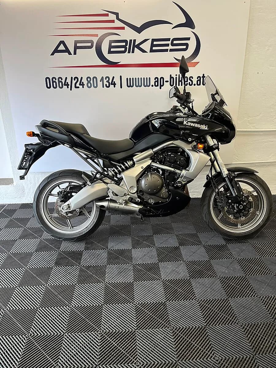 Kawasaki Versys 2009 – € 3.790, 15 936 km – Bild 1 von 4